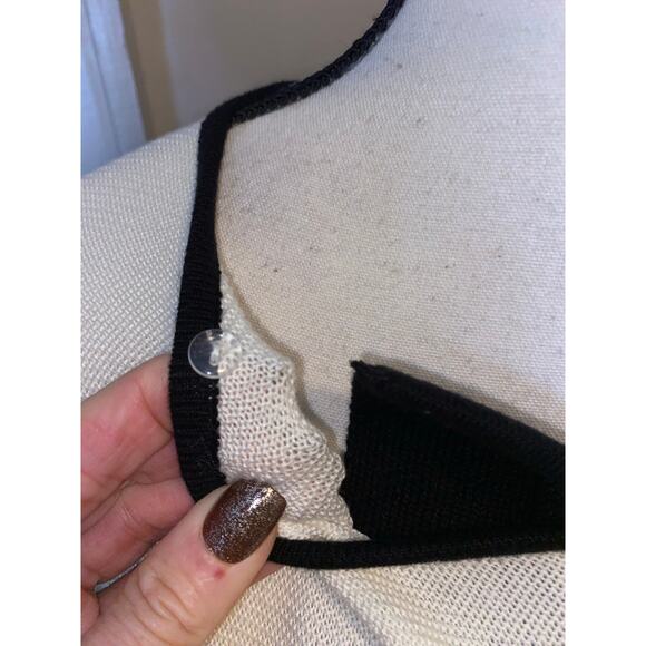 NWT $109.50 Calvin Klein Nude White Black Gold Hardware 1 size Fits Most Poncho - Picture 11 of 12